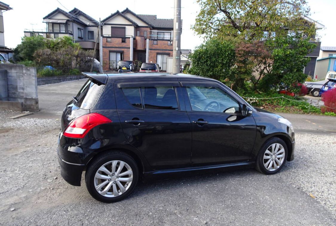 2014 SUZUKI SWIFT RS
